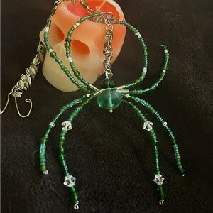 Green Beaded Spider Pendant Necklace